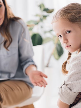 So beginnt die Bespitzelung von Familien, das erinnert fatal an die DDR